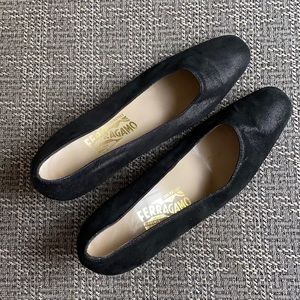 Salvatore Feragamo Classic Basic Pump 10